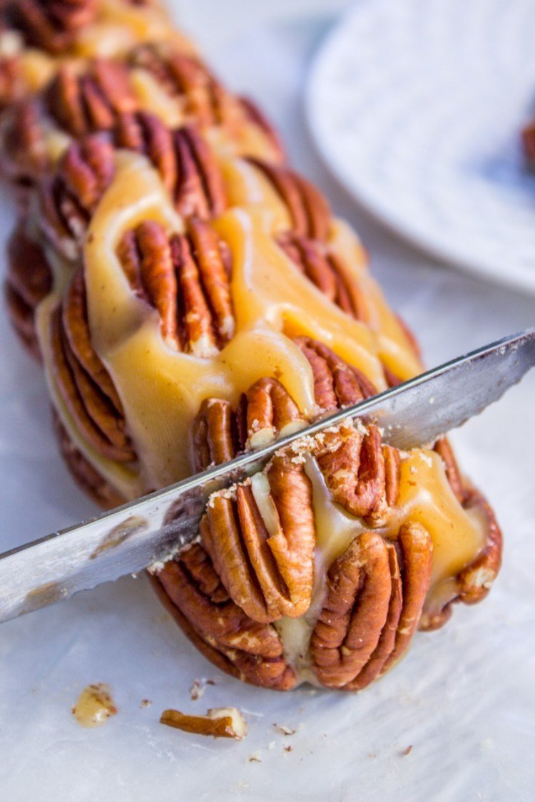 Caramel Nougat Pecan Rolls - Christmas Candy Recipes
