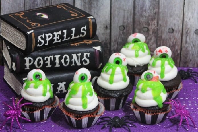 Slime Eyeball Halloween Cupcakes from Busy Creating Memories