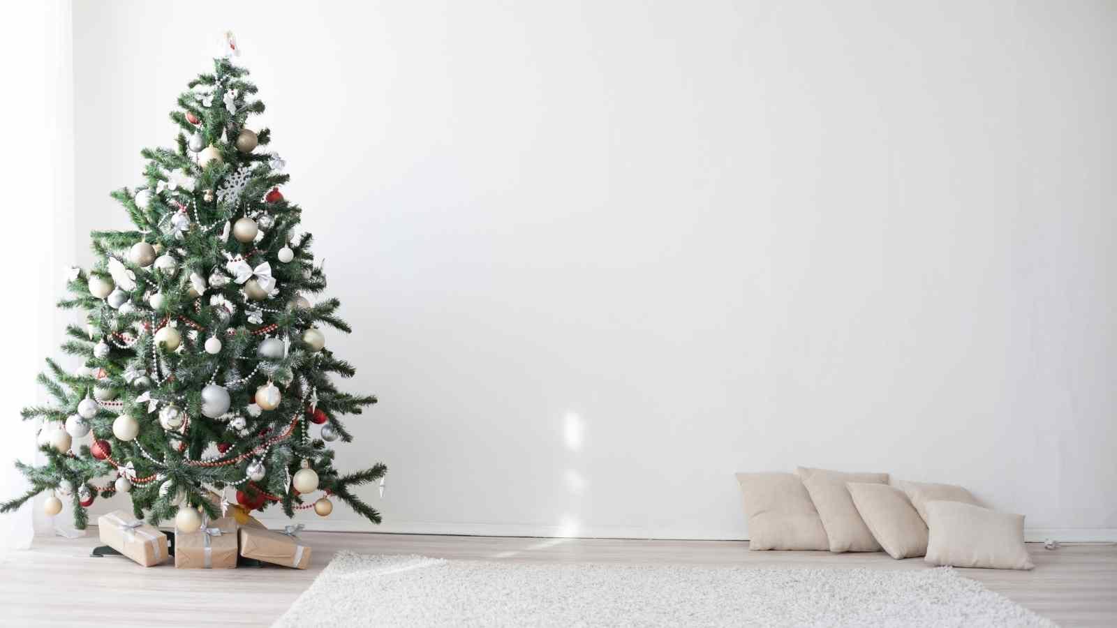 Hacks to save up on a Christmas Tree