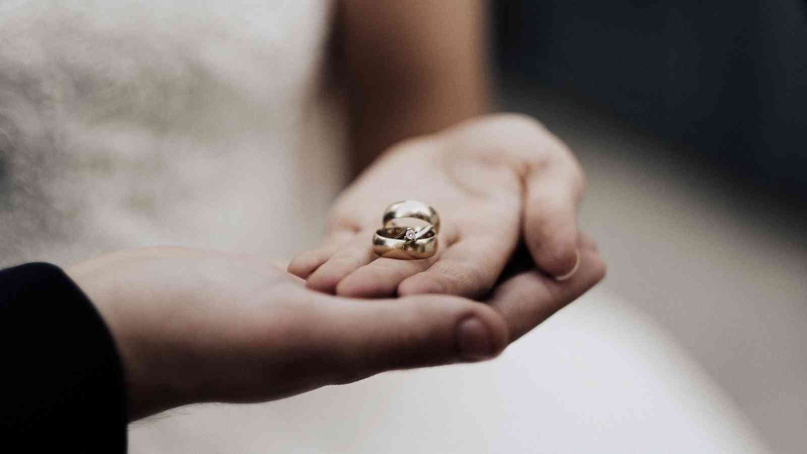 Custom Wedding Rings