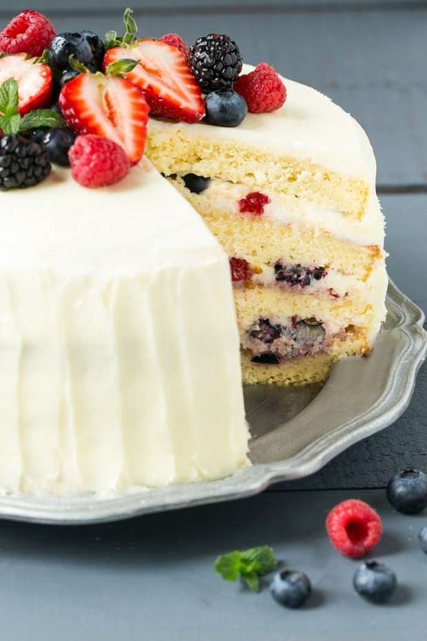 Chantilly cake