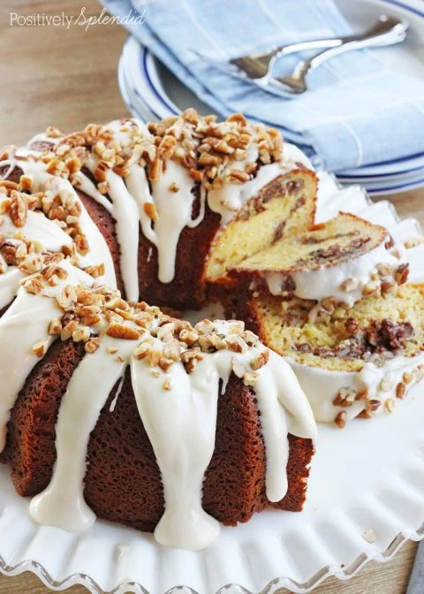 Cinnamon Roll Bundt Cake