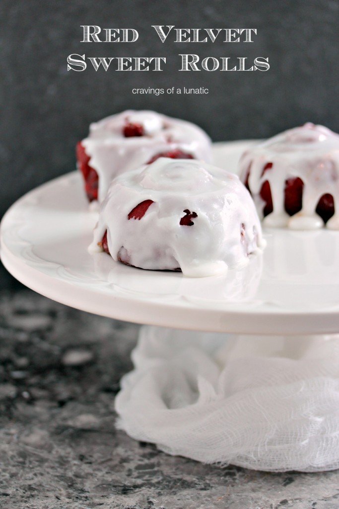 Red velvet sweet rolls