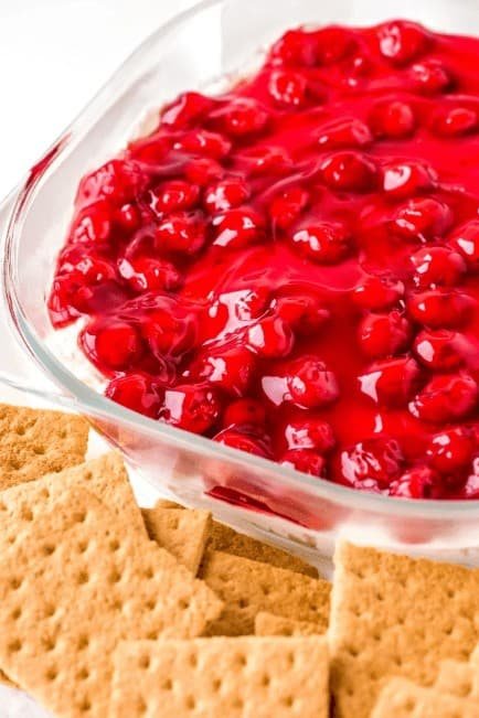 Cherry cheesecake dip