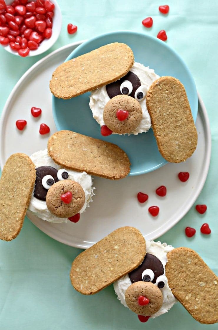 Puppy Love Valentine Cupcakes