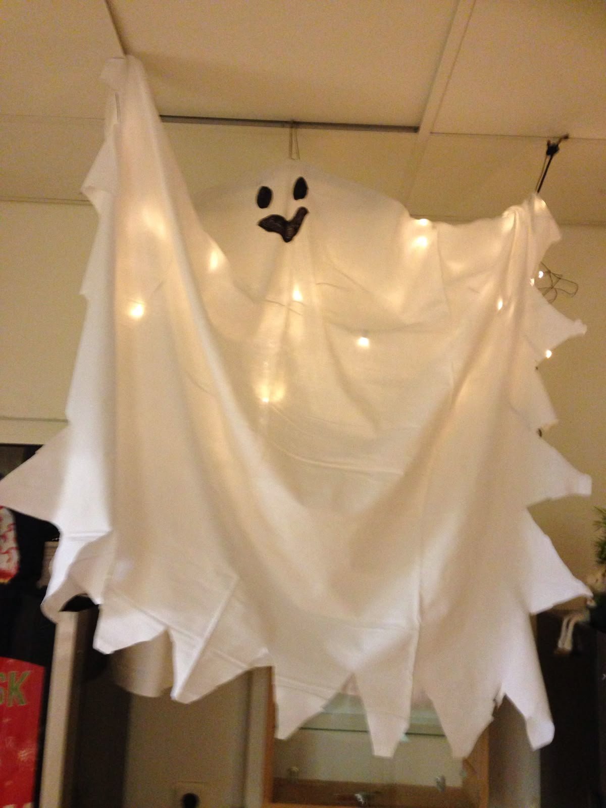 Budget-Friendly Halloween Ghost Decorations That Look Incredible