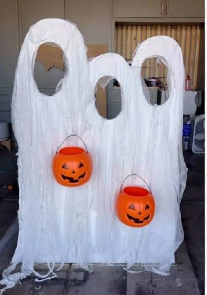 Creative Ghost Decorations