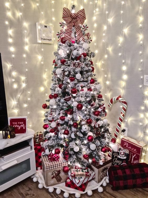 Peppermint Christmas tree