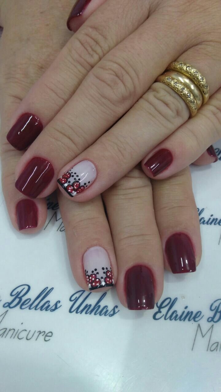 Christmas Nail Art Designs To Look Trendy This Season