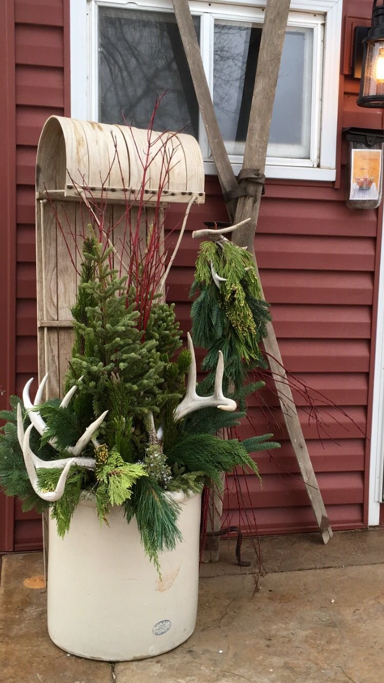 DIY Outdoor Christmas Planter