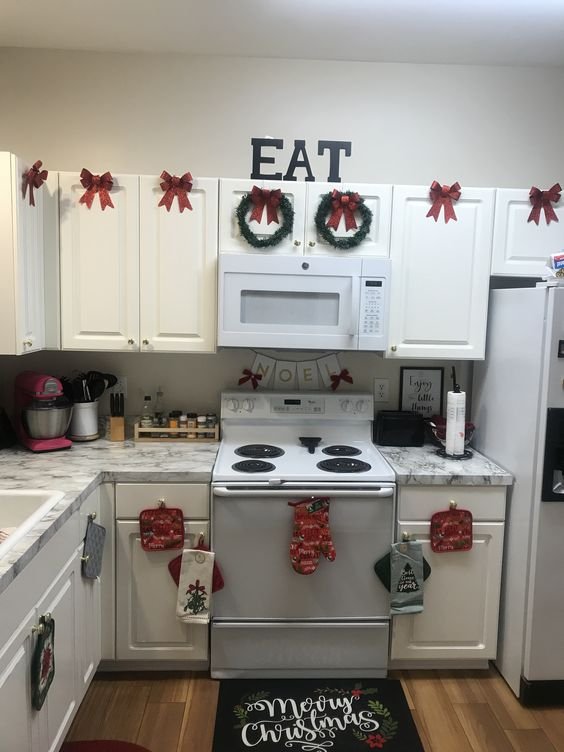 Lovely Christmas Kitchen