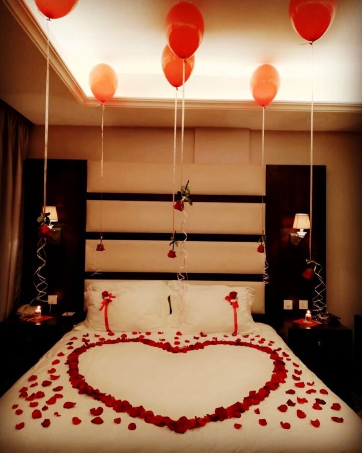 40 Beautiful Wedding First Night Bedroom Decoration Ideas