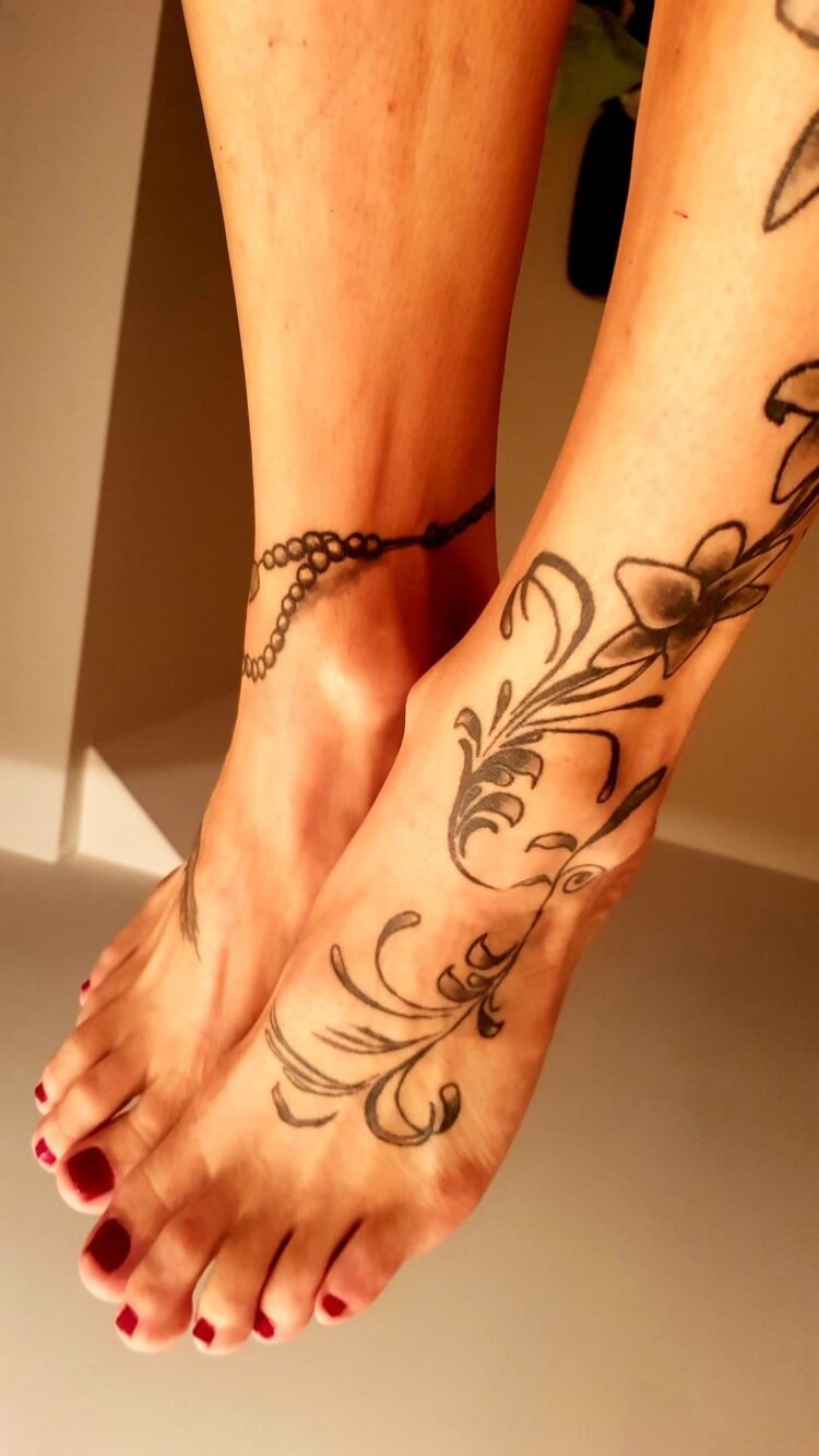 50 Beautiful Foot Tattoo Ideas: Get Inspired Now