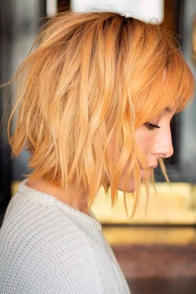 Red Wavy Bob for Round Faces