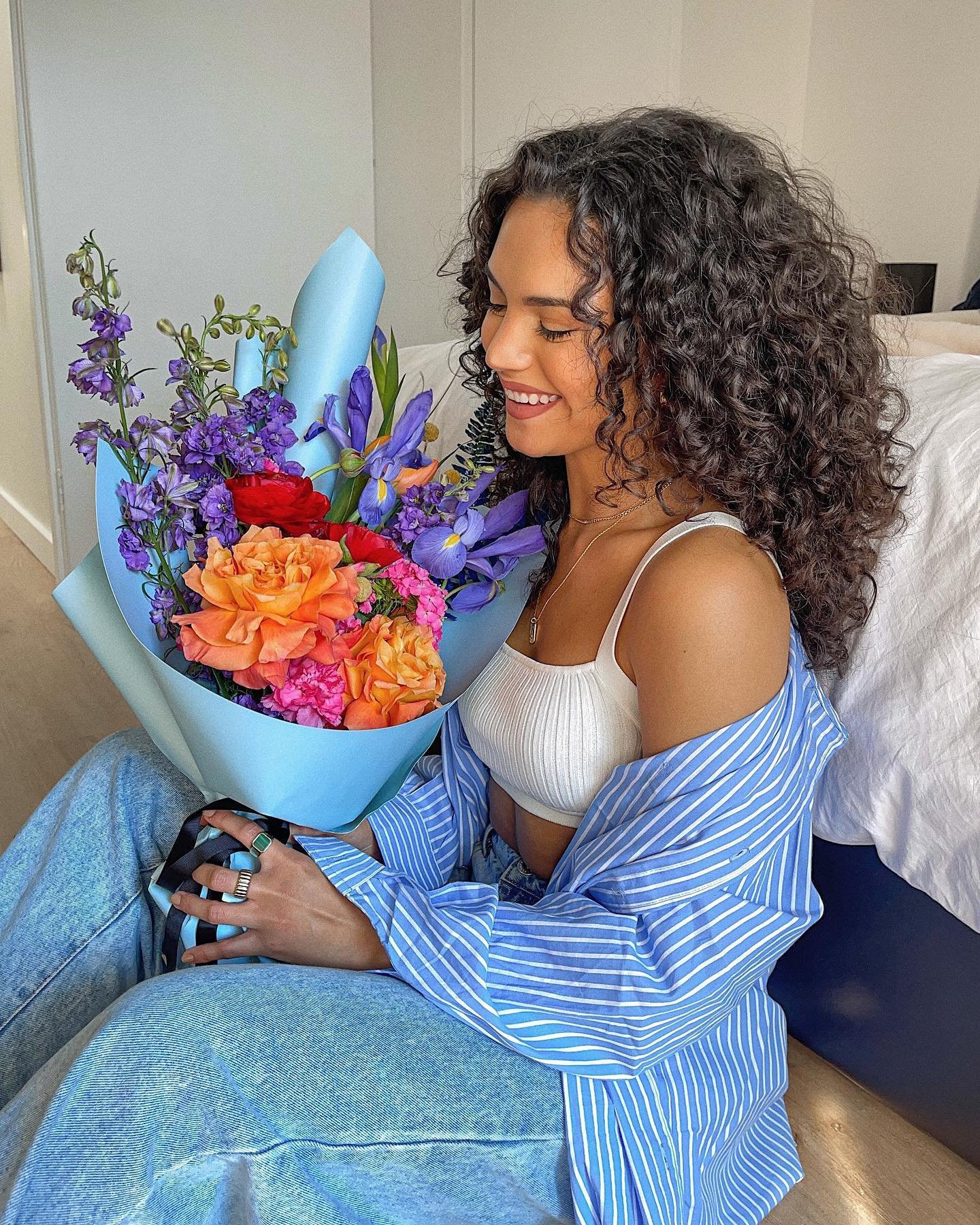 Curly Hair Inspiration to Make Your Day