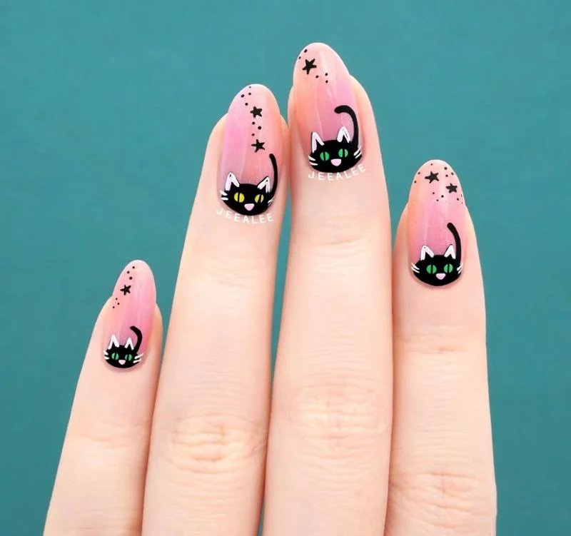 Black Cat Halloween Nail Art