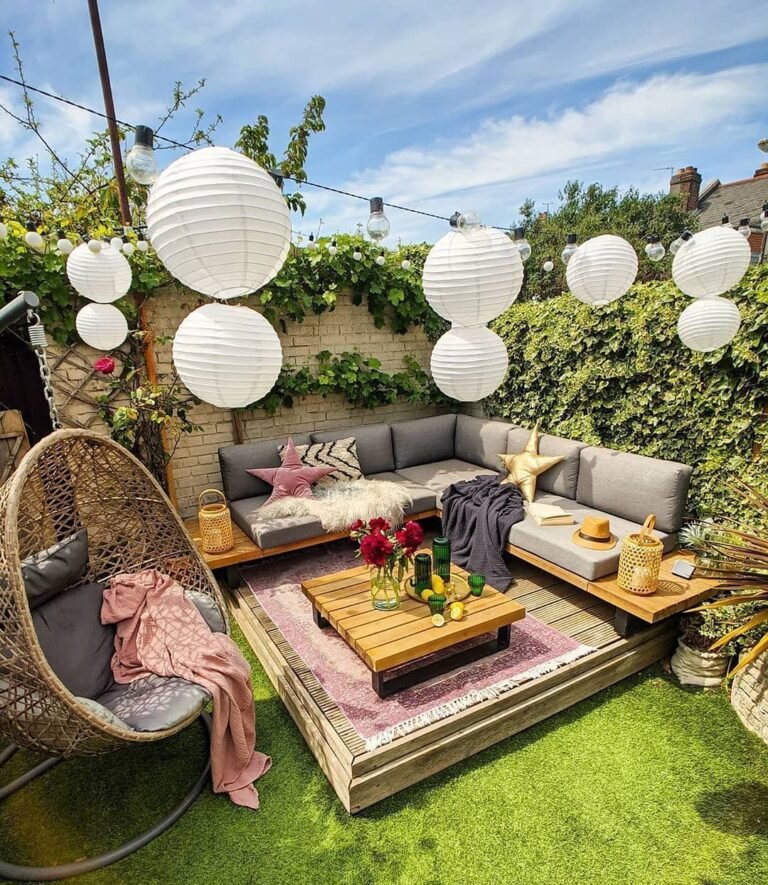Lively Lanterns and Lounging Luxury
