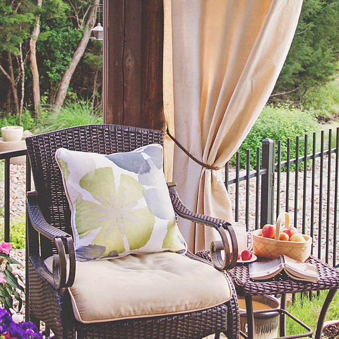 Nature-Infused Nook