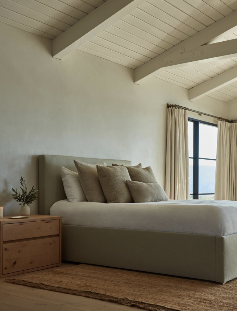 Neutral Color Bedding And Rugs Under Beds