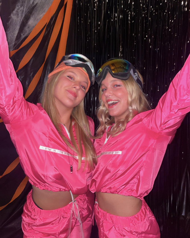 Ski Girls