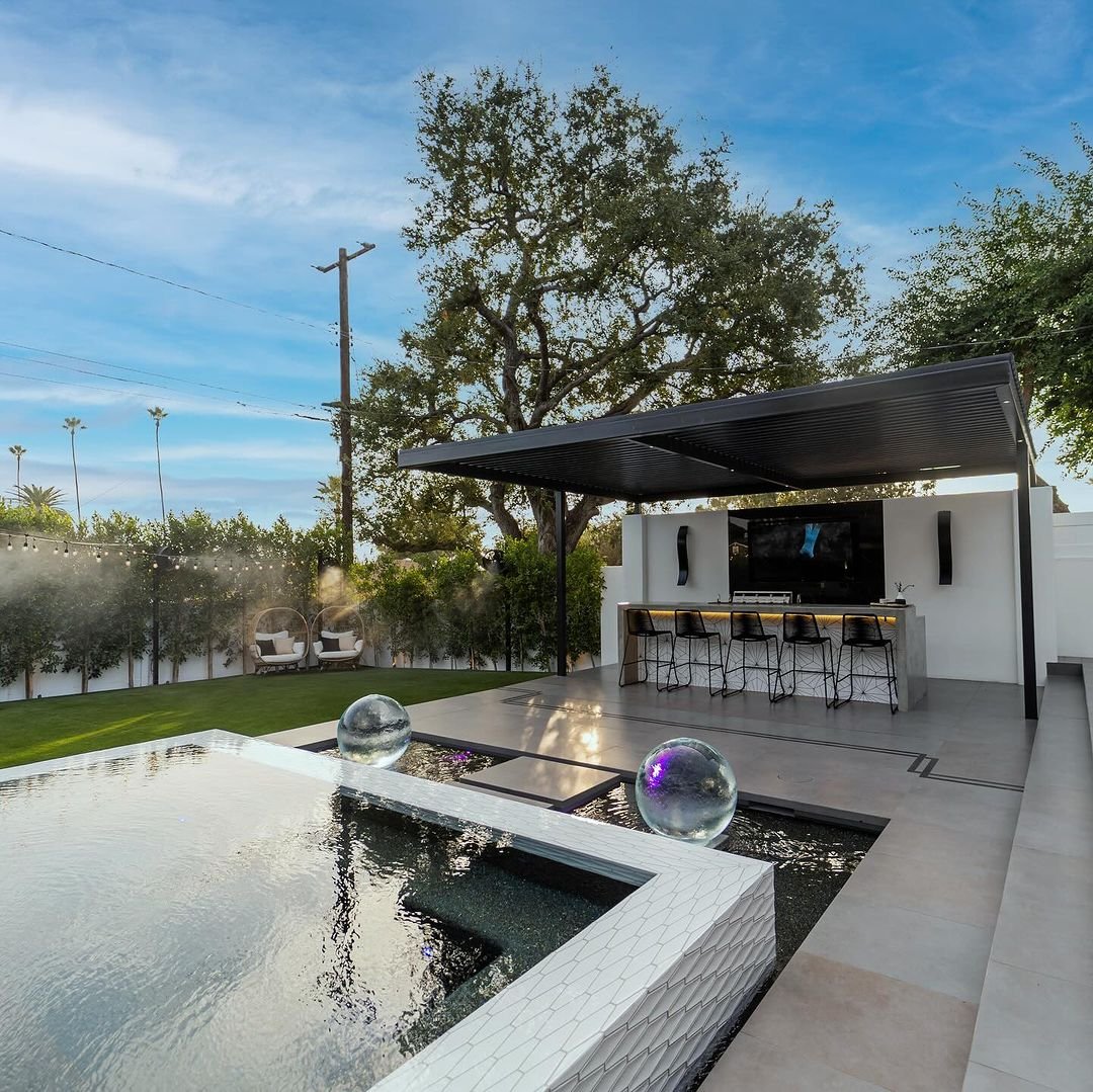 Sleek Poolside Lounging with a Modern Edge
