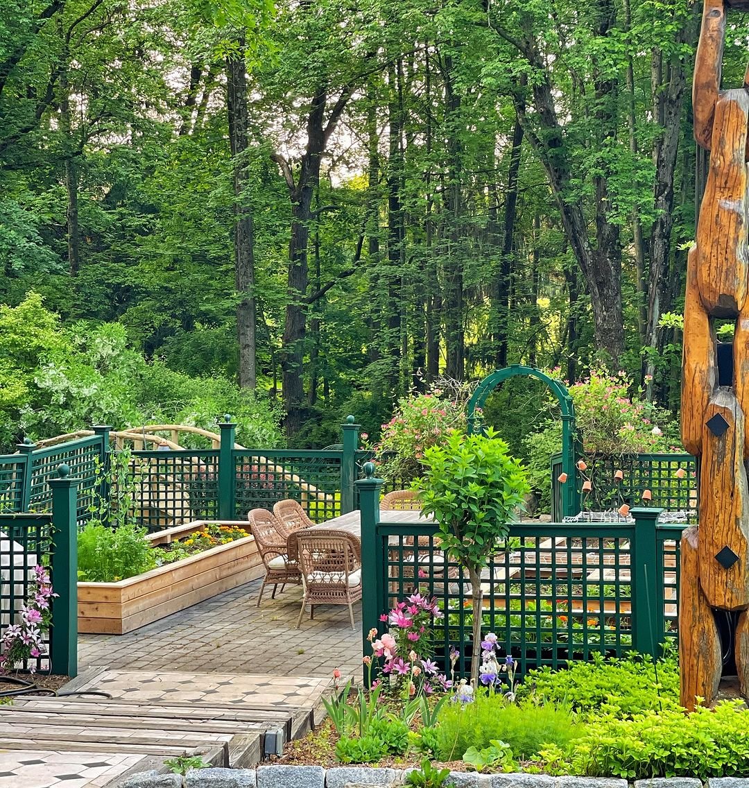 Woodland Garden Room