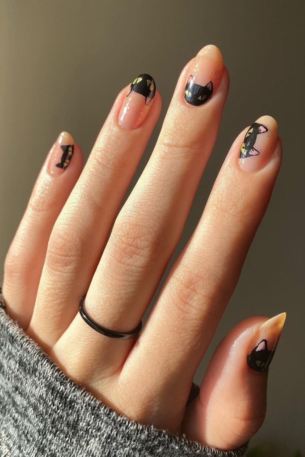 Black Cat Tips