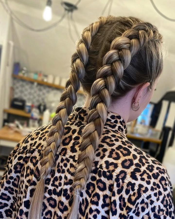 Blonde- Brunette Mix Dutch Braids