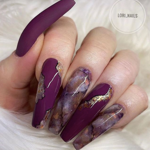 Burgundy Marble Nail Idea for Fall
