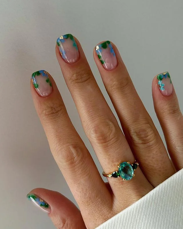 Chelsea Flower Short Design Nails