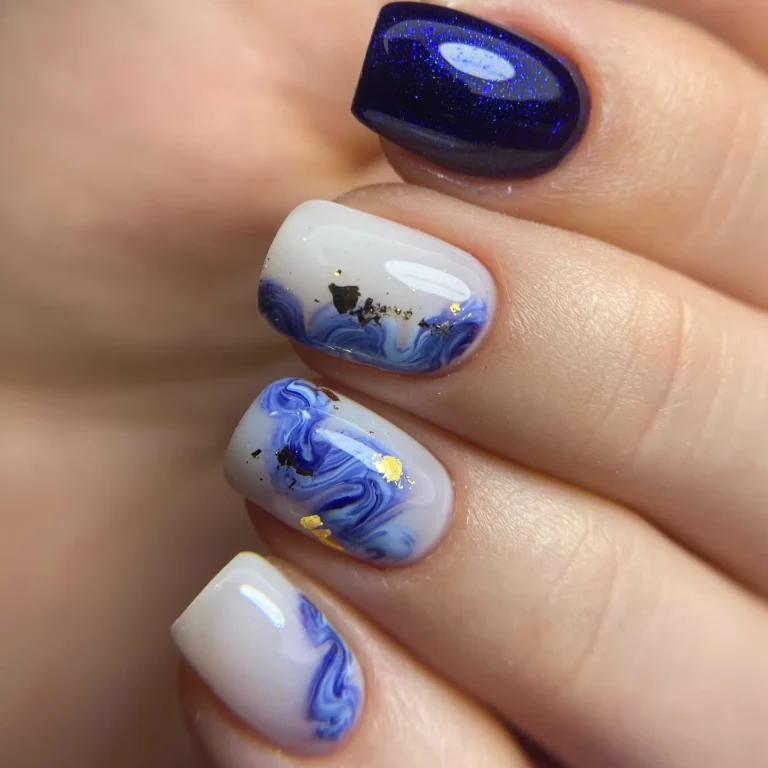 Deep Blue Glitter Short Nails