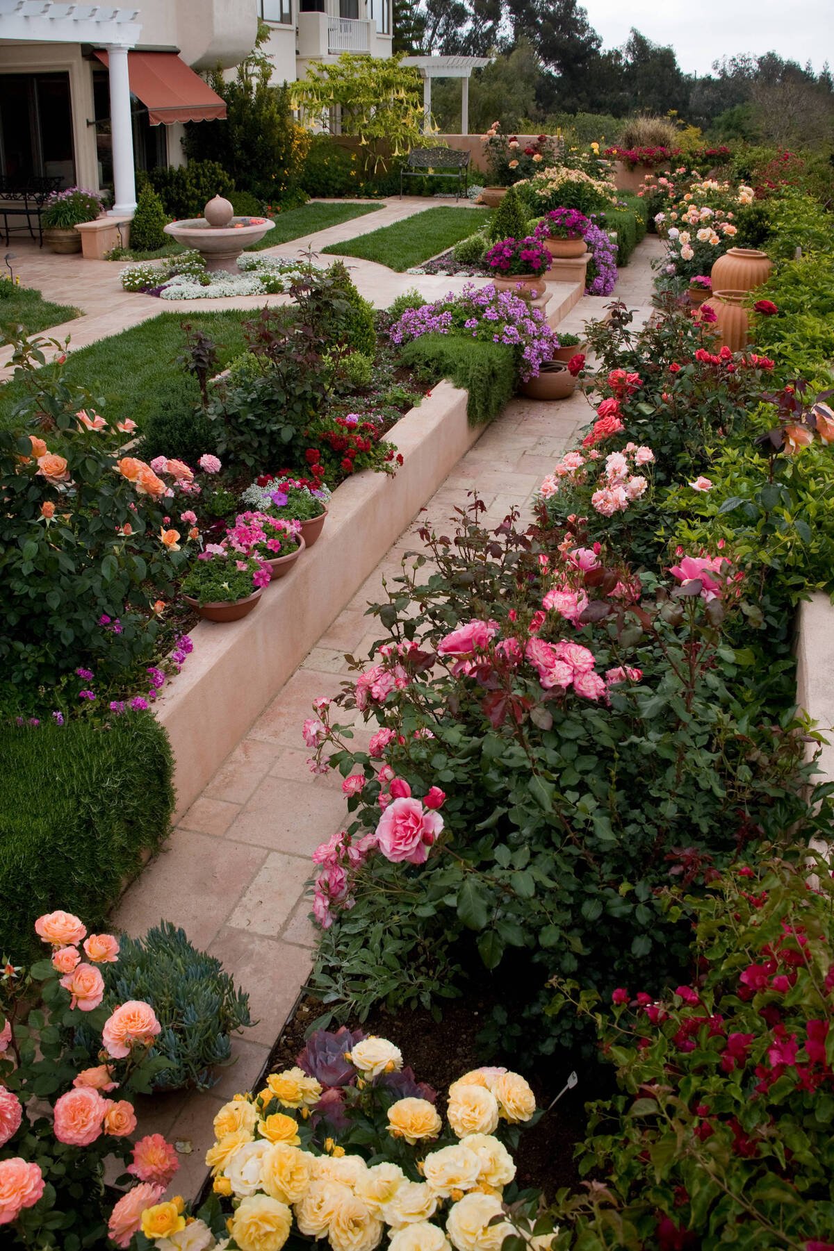 Garden To Enjoy From Every Spot
