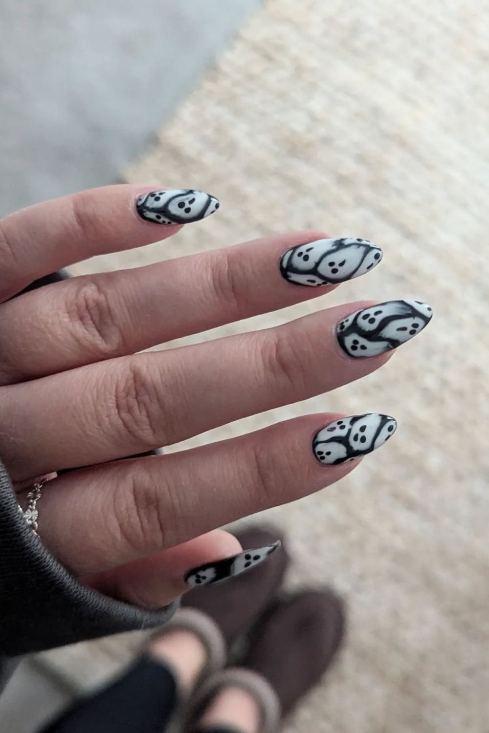 Ghost Pattern Glam