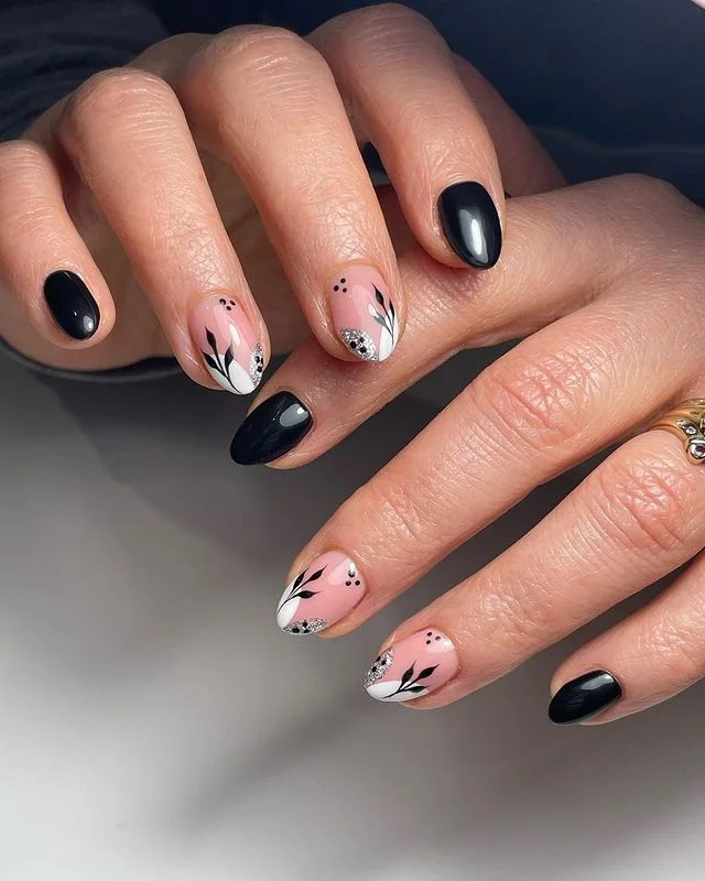 Jet Black Leafy Short Nails