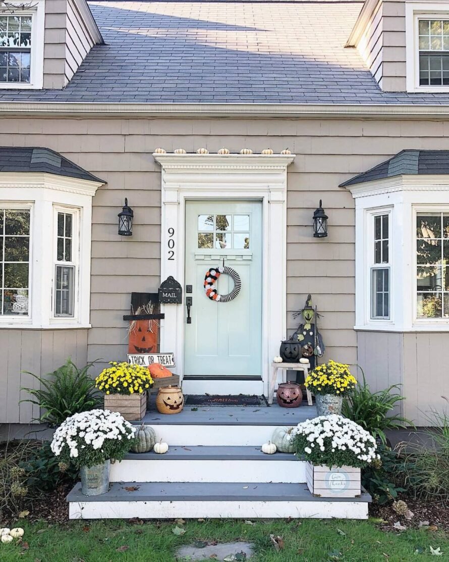 Make A Hint Of Halloween