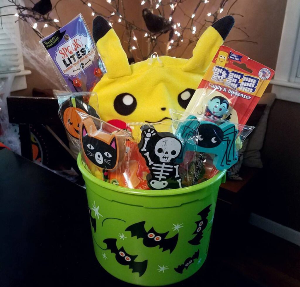 Pikachu Spooky Basket
