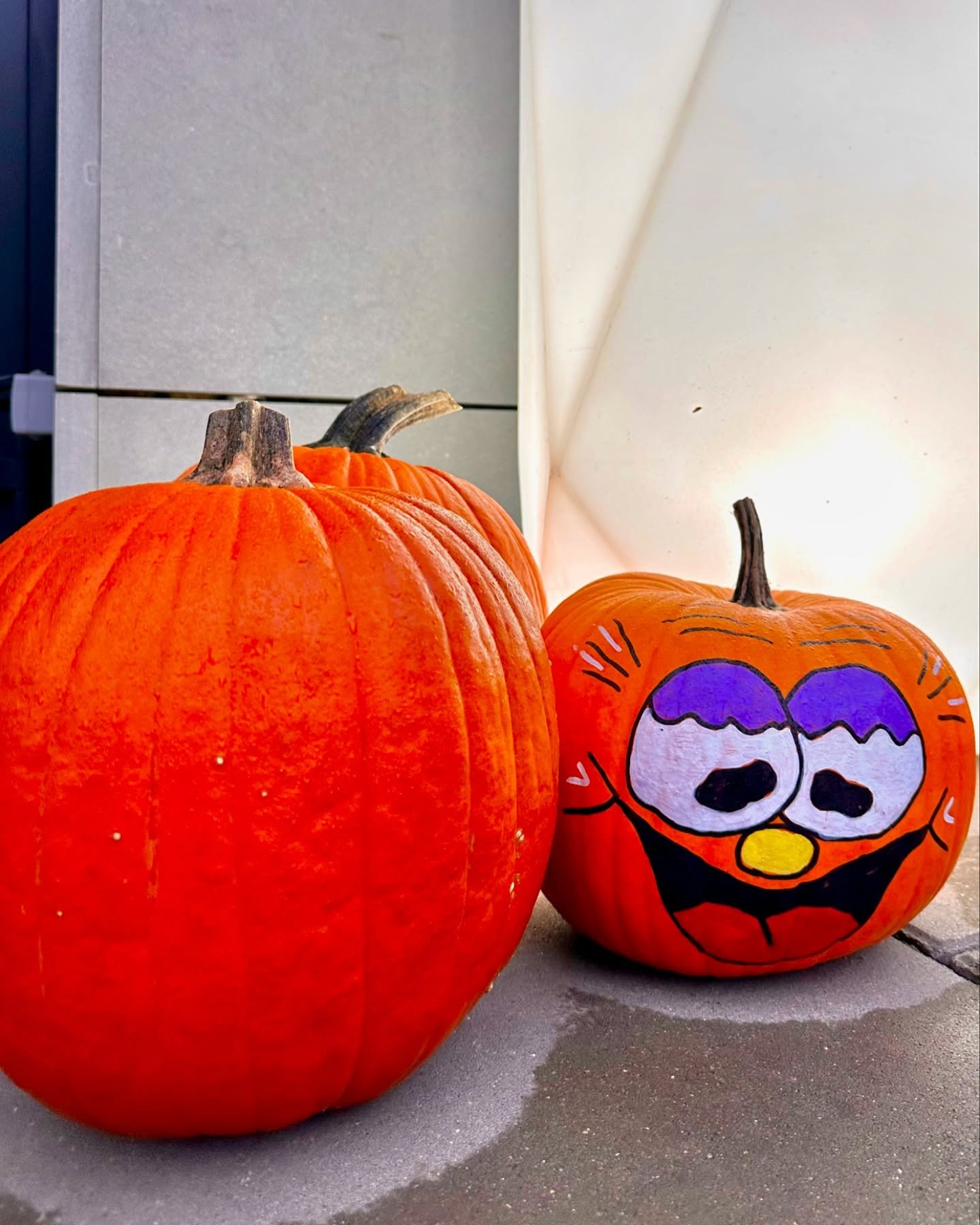 Pop-Art Pumpkin Face