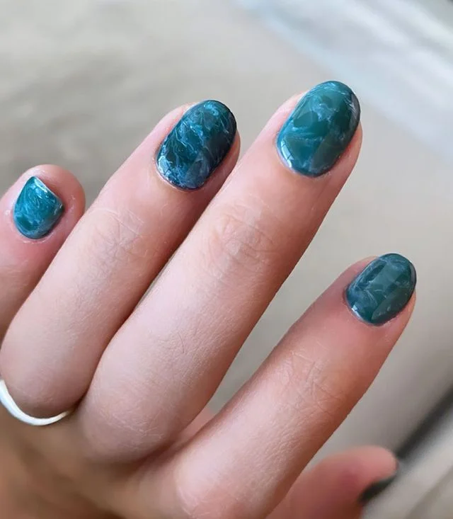 Short Marbled Nail Design