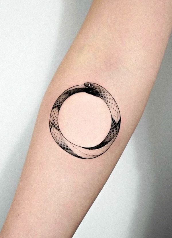 Simple black and grey ouroboros