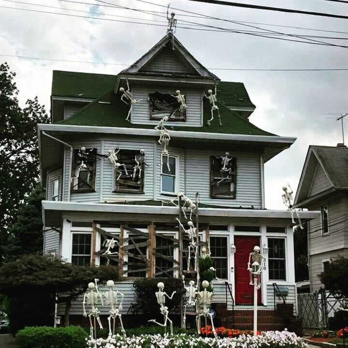 Skeleton Apocalypse