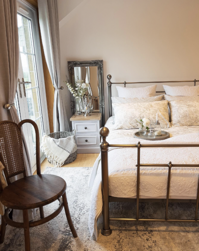 Small Bedroom Mirror Over Dresser Ideas