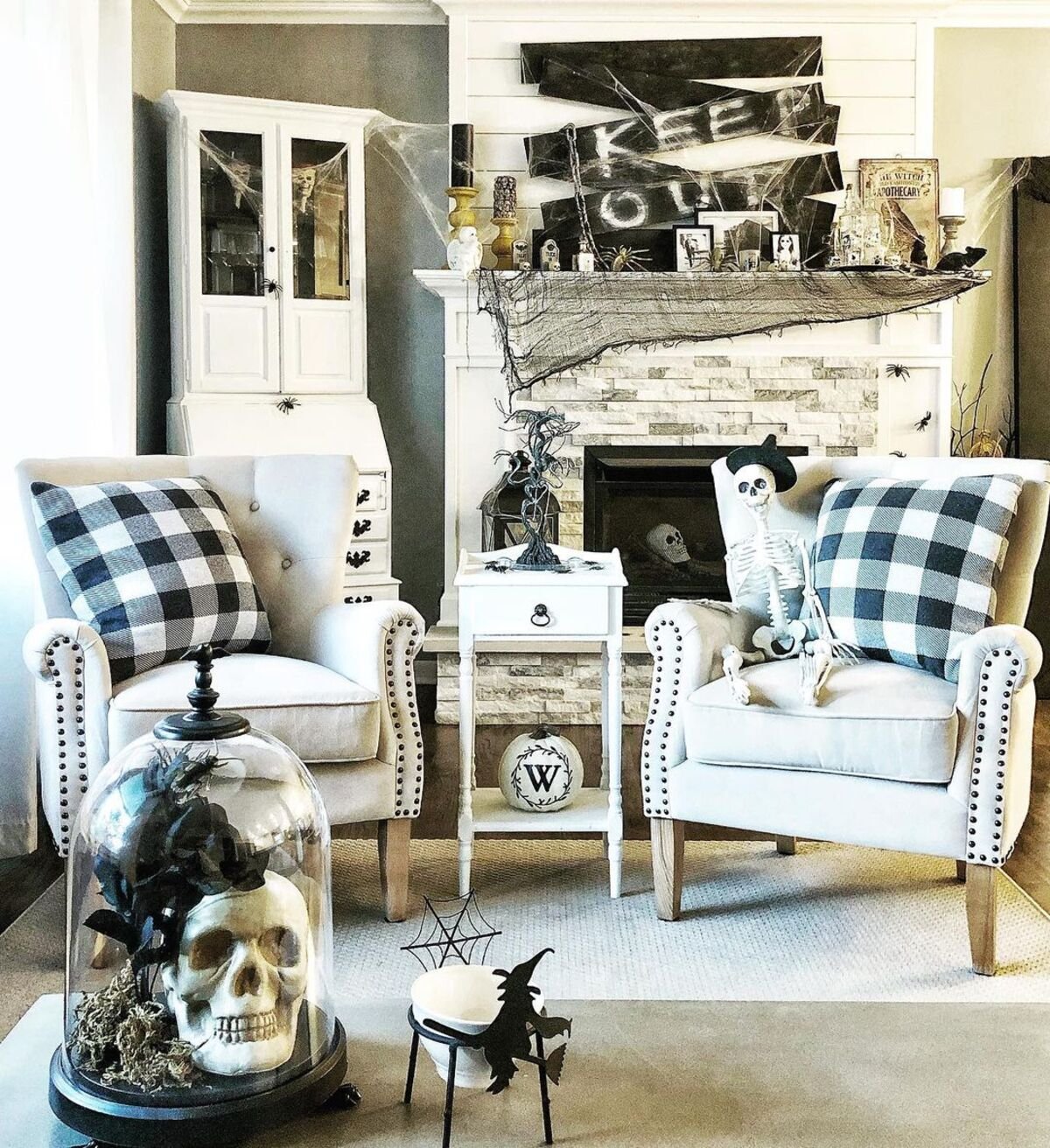 Spruce Up Your Mantel