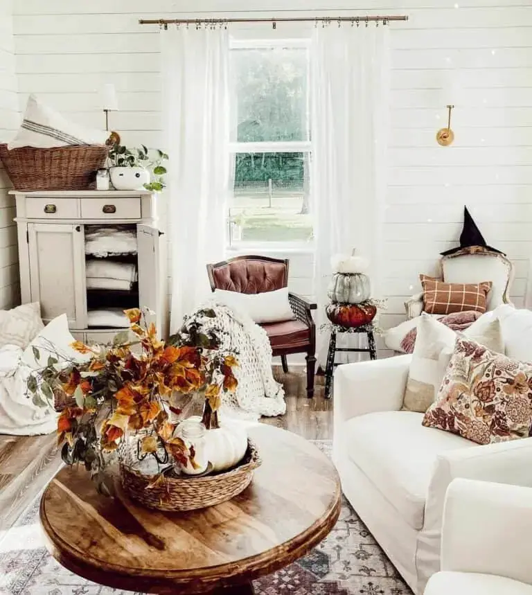 Cottage Coffee Table Decor