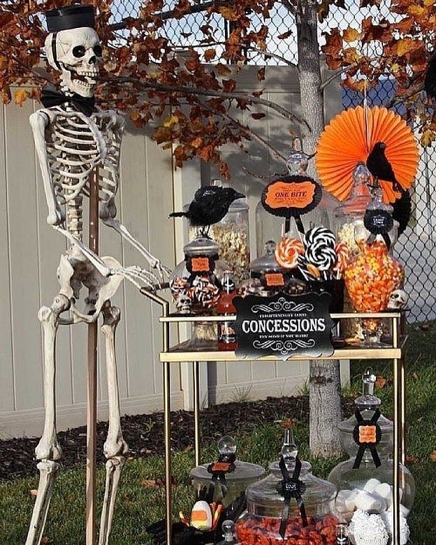 Glamorous Halloween Display