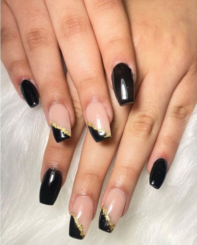 Black Graduation Nails