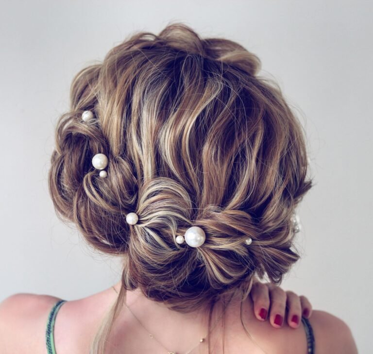 Messy Pull Through Halo Braid