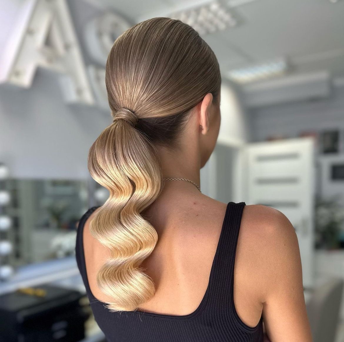 Smooth Ponytail with a Wave
