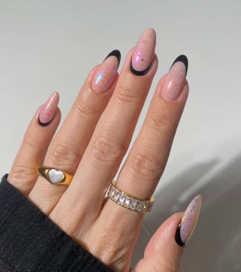 Black French Curve Tips