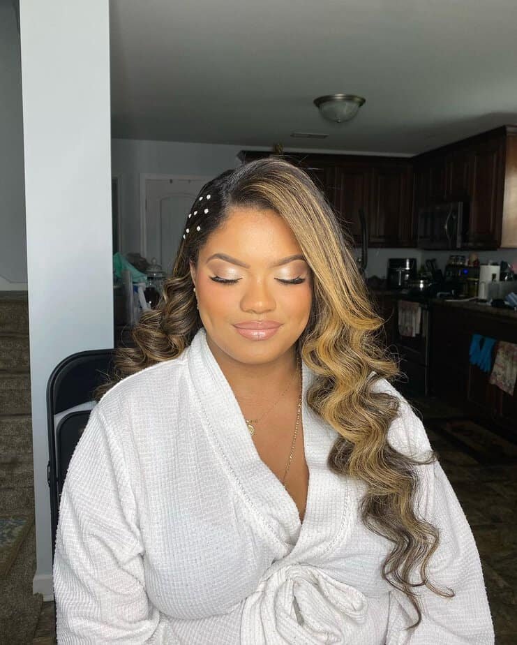 Classy side-swept hair