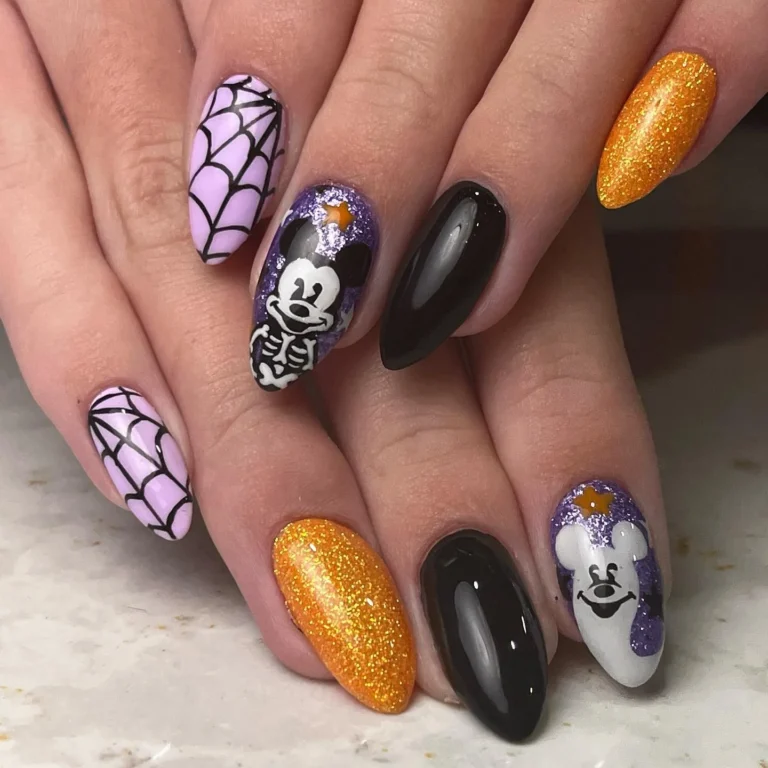 Disney Skeleton Mickey & Spider 